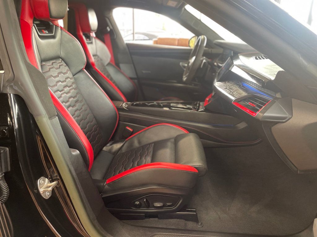 2023 Audi RS e-tron GT quattro - 23094795 - 29