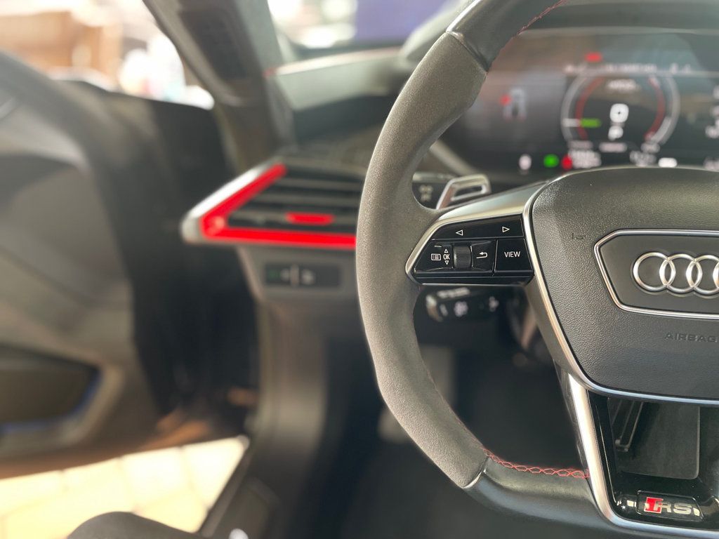 2023 Audi RS e-tron GT quattro - 23094795 - 33