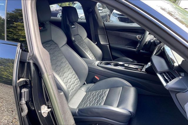 2023 Audi RS e-tron GT quattro - 23089470 - 11