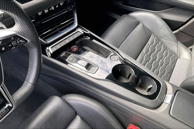 2023 Audi RS e-tron GT quattro - 23089470 - 30