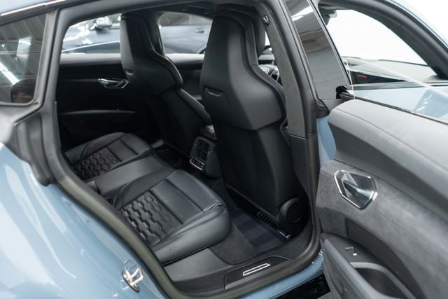 2023 Audi RS e-tron GT quattro - 22921207 - 12