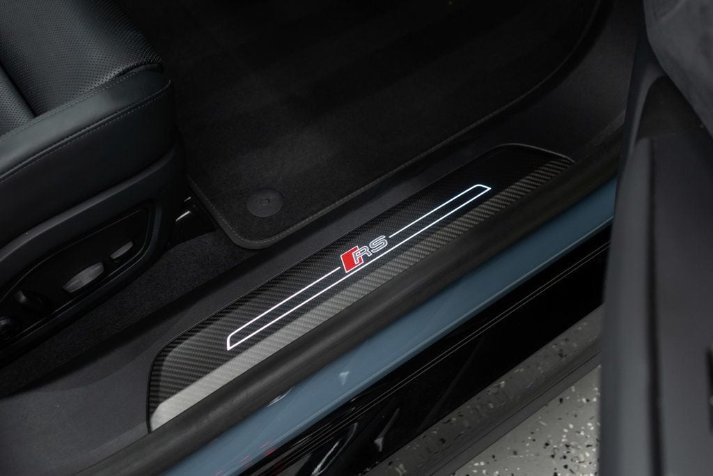 2023 Audi RS e-tron GT Base photo 14