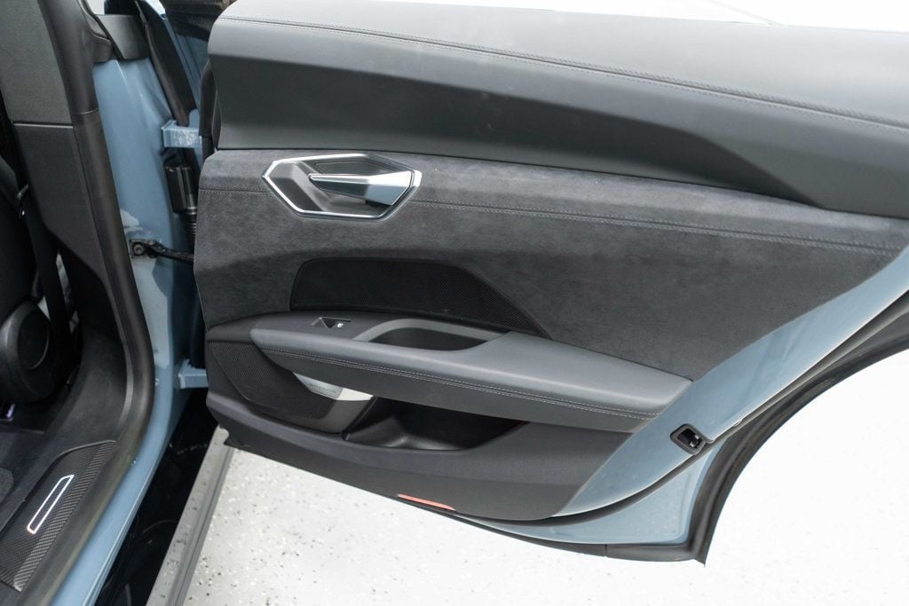 2023 Audi RS e-tron GT Base photo 35