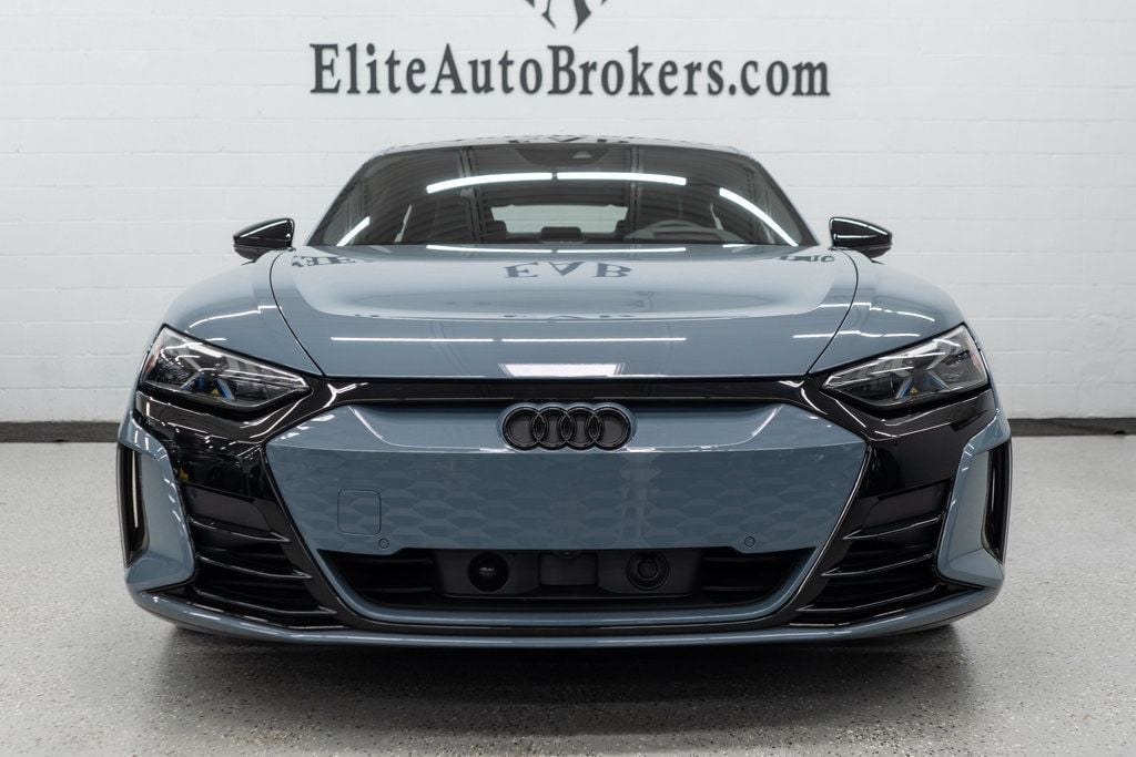 2023 Audi RS e-tron GT Base photo 4