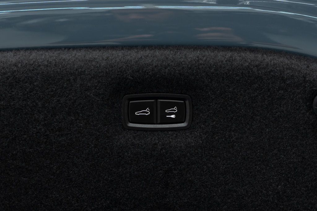 2023 Audi RS e-tron GT Base photo 41