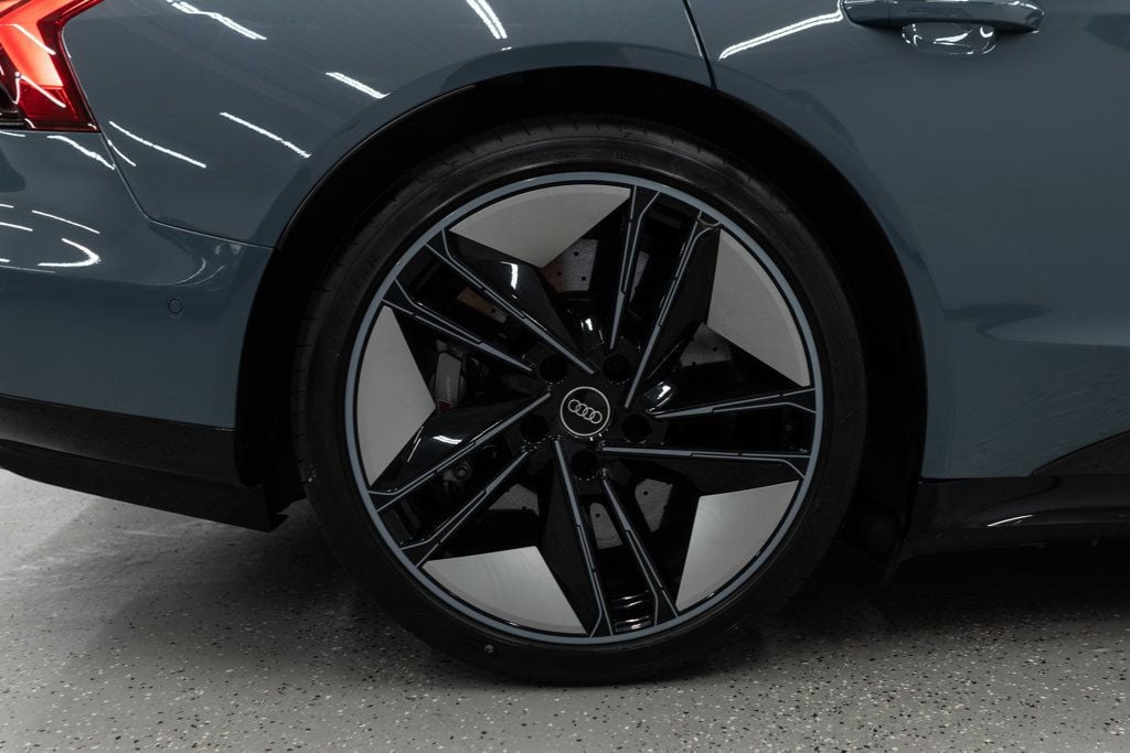 2023 Audi RS e-tron GT Base photo 44