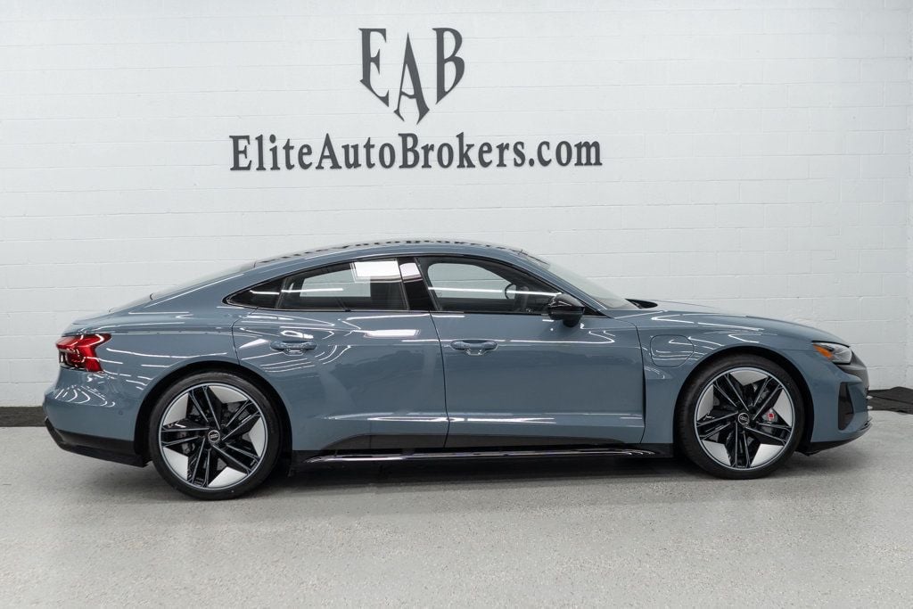 2023 Audi RS e-tron GT Base photo 5