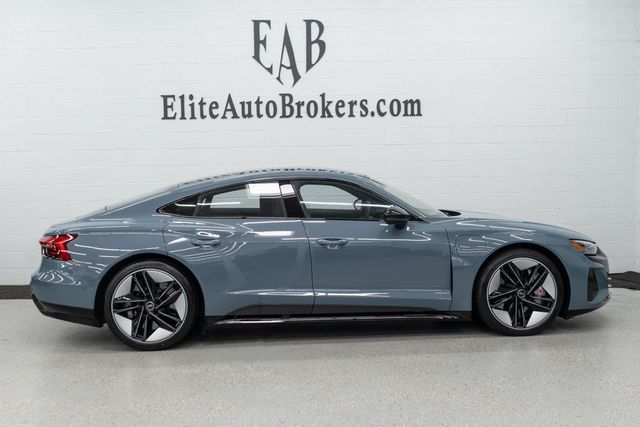 2023 Audi RS e-tron GT quattro - 22921207 - 4