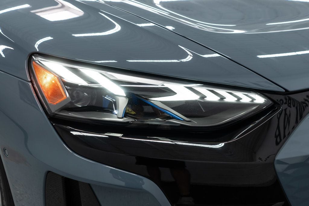 2023 Audi RS e-tron GT Base photo 52