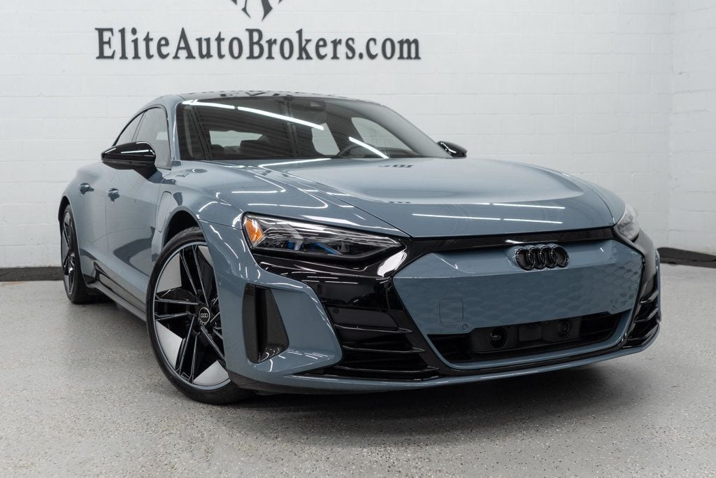 2023 Audi RS e-tron GT Base photo 7