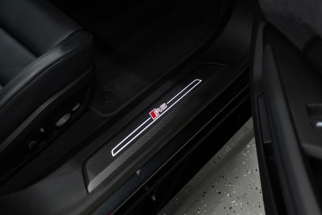 2023 Audi RS e-tron GT quattro - 22974572 - 14