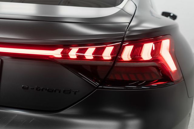 2023 Audi RS e-tron GT quattro - 22974572 - 53