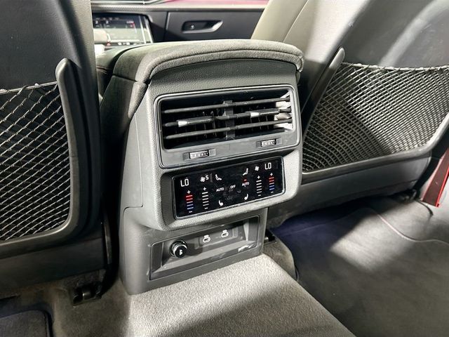 2023 Audi RS Q8 4.0T - 23043243 - 17