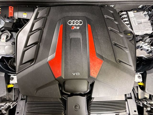 2023 Audi RS Q8 4.0T - 23043243 - 24