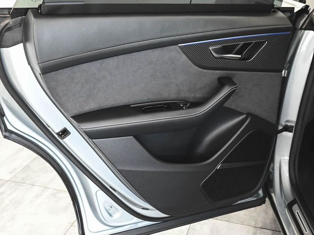 2023 Audi RS Q8 4.0T - 23034837 - 12