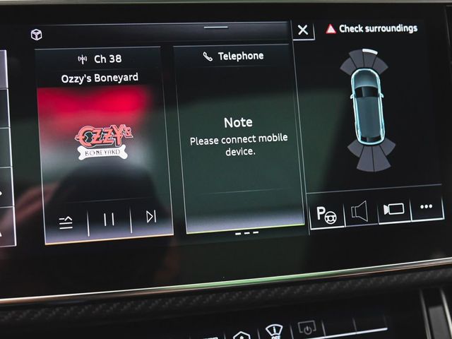 2023 Audi RS Q8 4.0T - 23034837 - 24