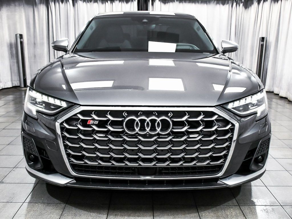2023 Audi S8 4.0T photo 2