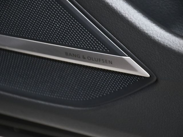 2023 Audi S8 4.0T - 22870910 - 19