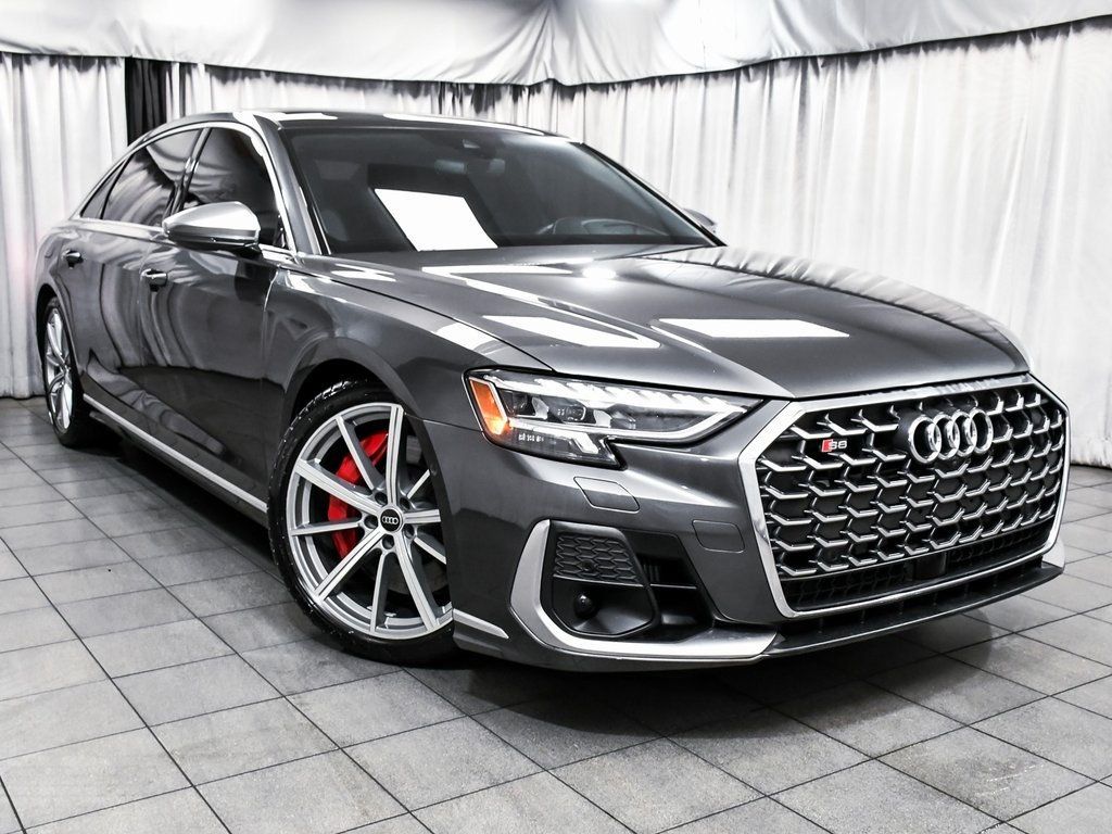 2023 Audi S8 4.0T photo 3