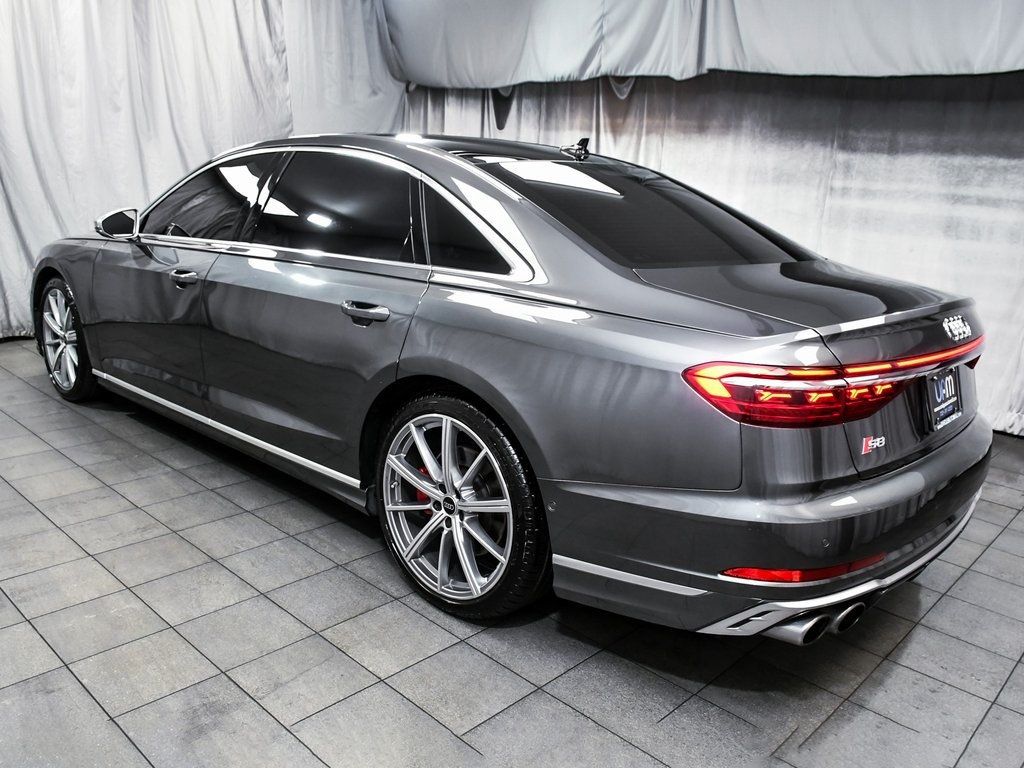 2023 Audi S8 4.0T photo 4