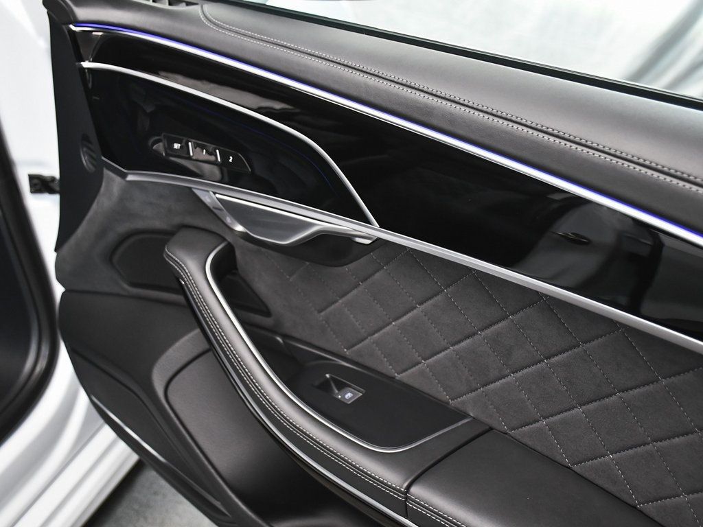 2023 Audi S8 4.0T photo 22