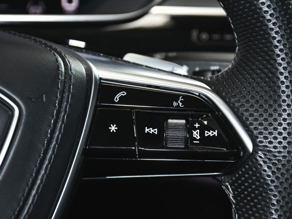 2023 Audi S8 4.0T photo 45