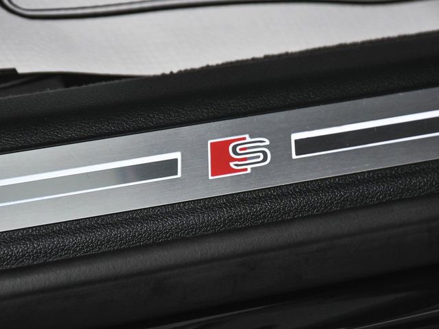 2023 Audi S8 4.0T - 22978456 - 17