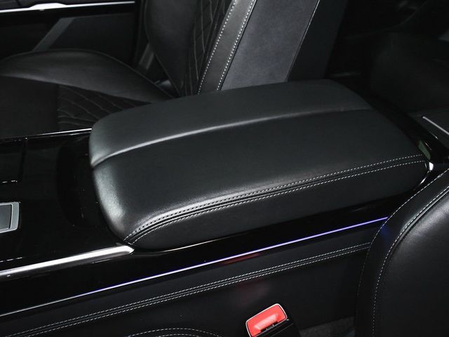 2023 Audi S8 4.0T - 22978456 - 50