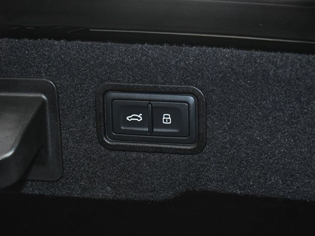 2023 Audi S8 4.0T - 22978456 - 74