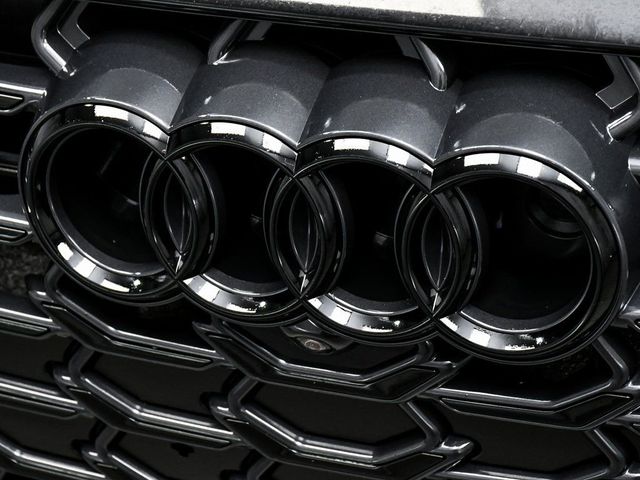 2023 Audi S8 4.0T - 22978456 - 96