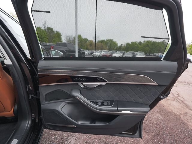 2023 Audi S8 4.0T - 23076852 - 11