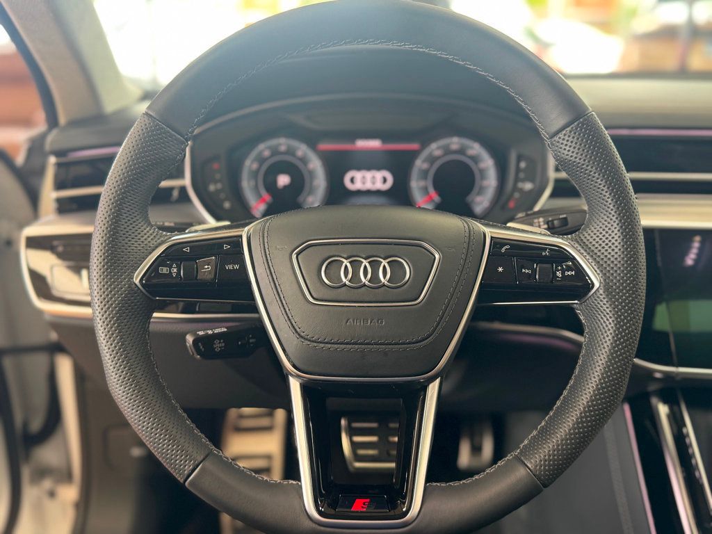2023 Audi S8 Quattro photo 15