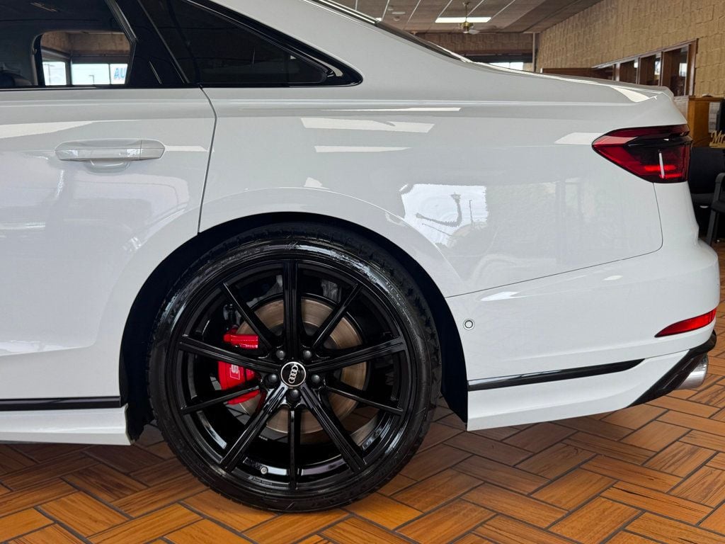 2023 Audi S8 Quattro photo 22