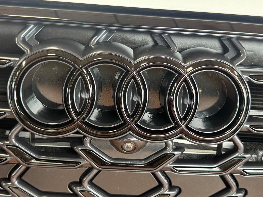 2023 Audi S8 4.0 TFSI - 22910638 - 25