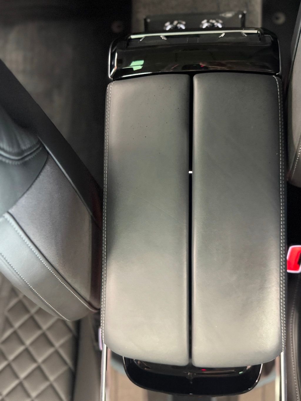 2023 Audi S8 4.0 TFSI - 22910638 - 36