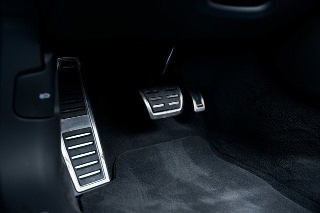 2023 Audi S8 4.0 TFSI - 22846046 - 18