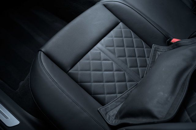 2023 Audi S8 4.0 TFSI - 22846046 - 23