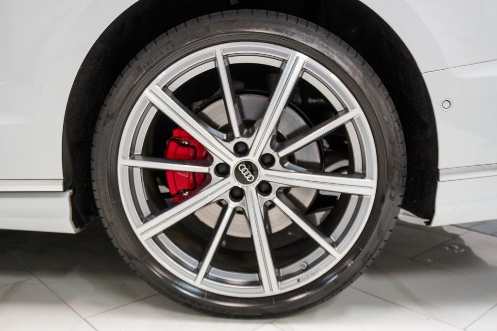 2023 Audi S8 4.0T Quattro photo 10
