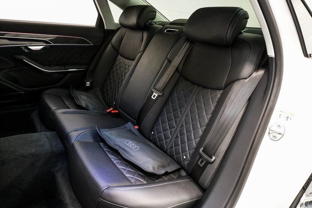 2023 Audi S8 4.0T Quattro photo 18