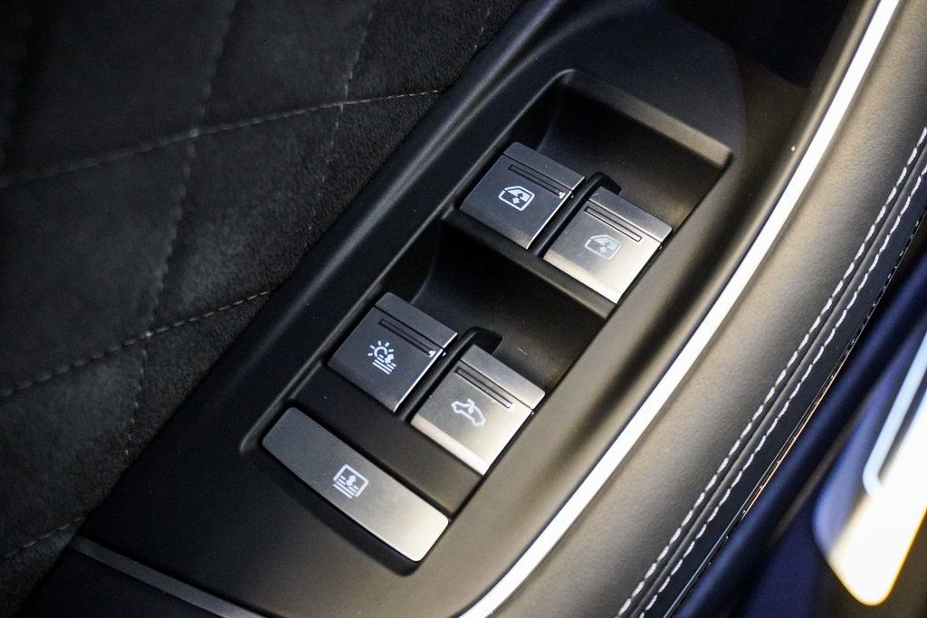 2023 Audi S8 4.0T Quattro photo 21