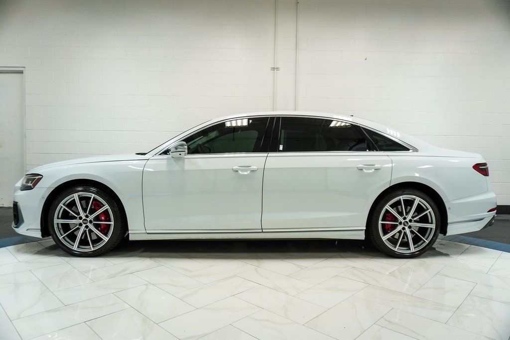 2023 Audi S8 4.0T Quattro photo 7