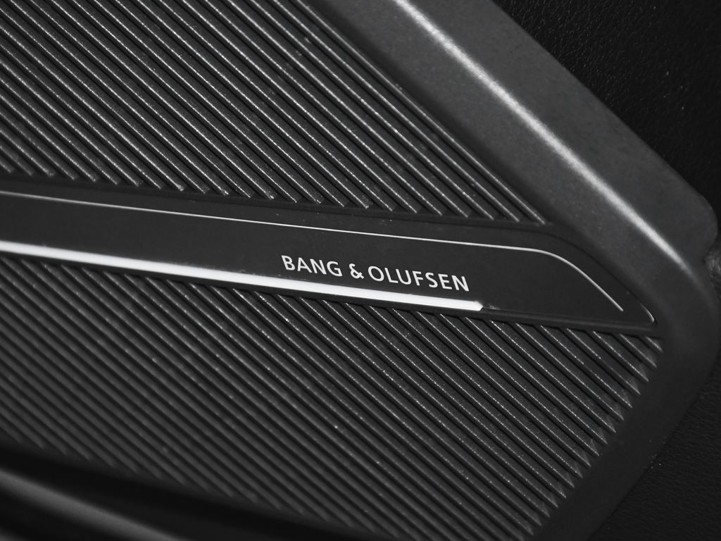 Audi SQ5 photo 22