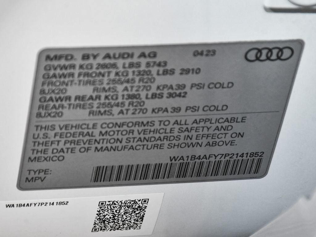 Audi SQ5 photo 25