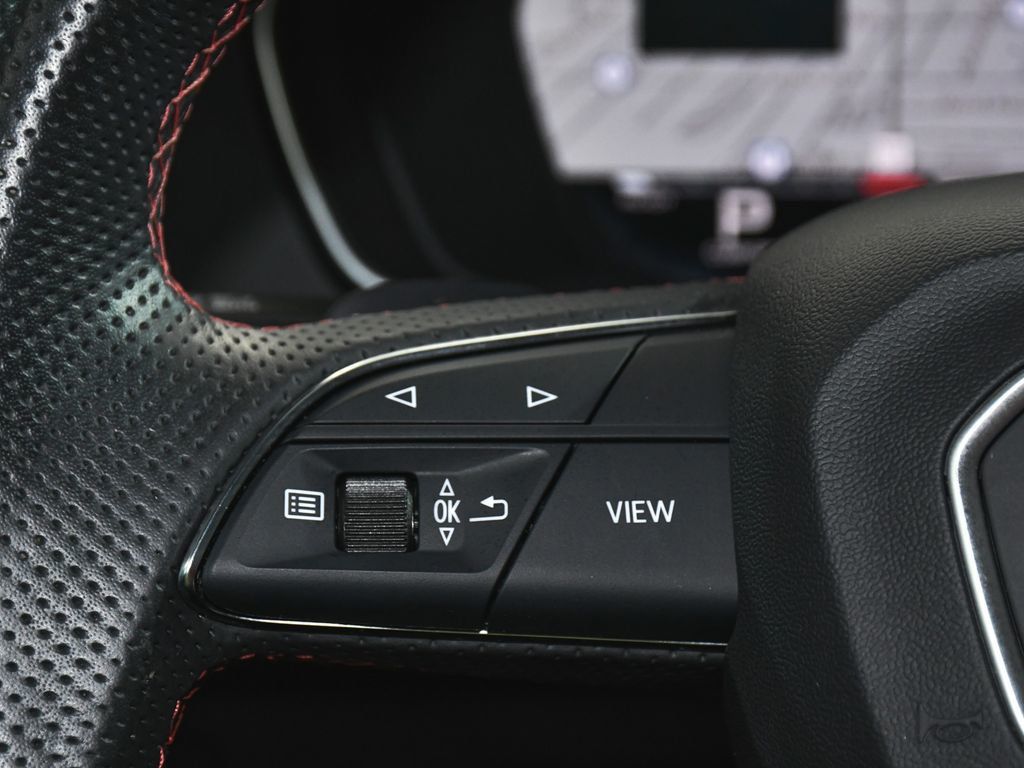 Audi SQ5 photo 42