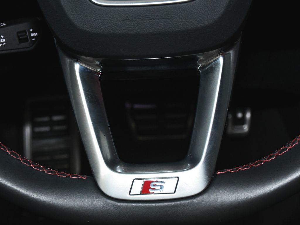 Audi SQ5 photo 44