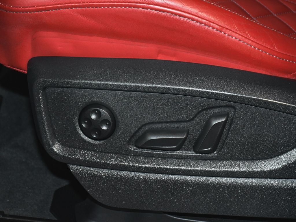 Audi SQ5 photo 57