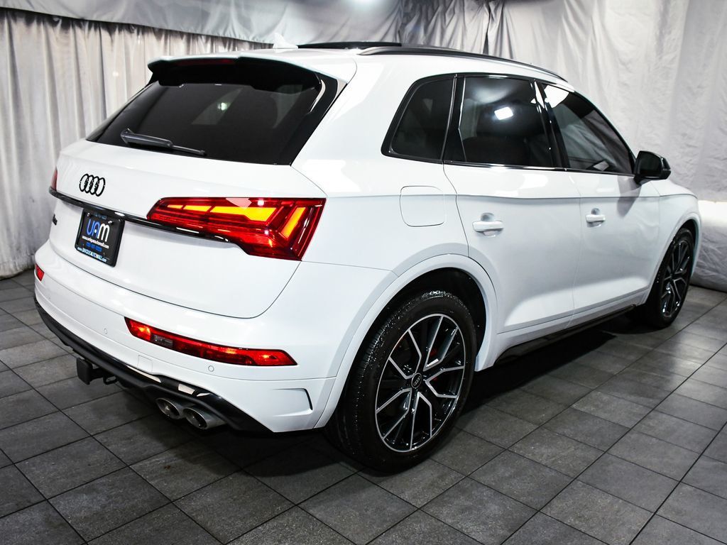 Audi SQ5 photo 6