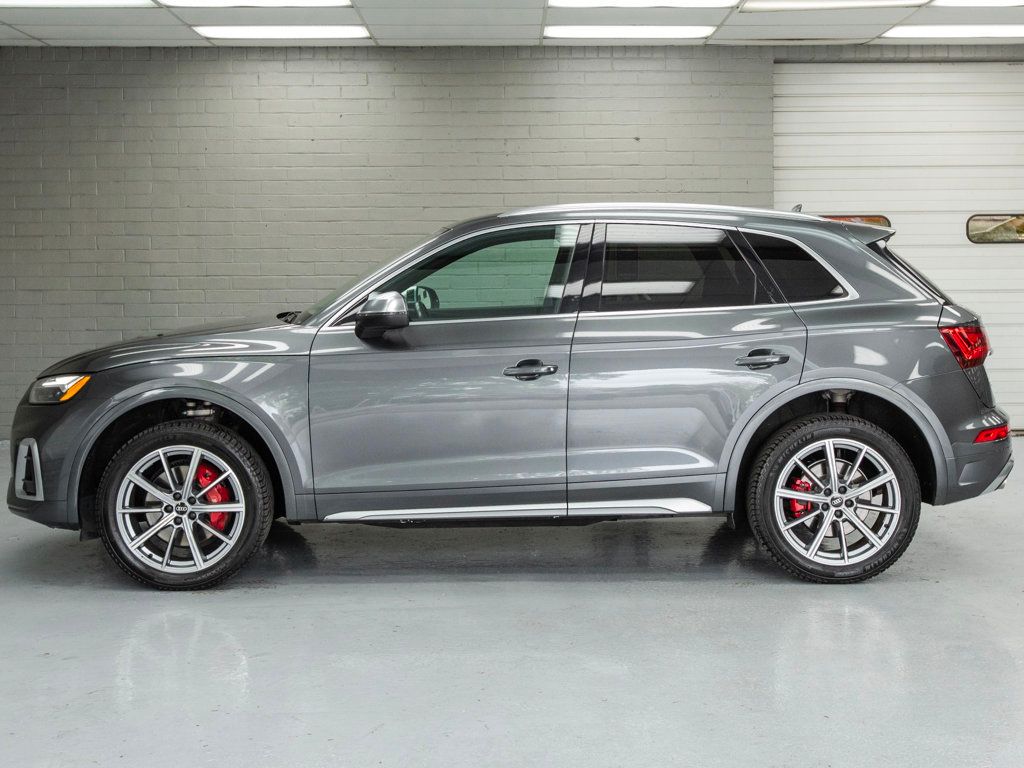 2023 Audi SQ5 Premium Plus photo 2