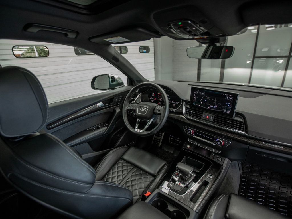 Audi SQ5 photo 16