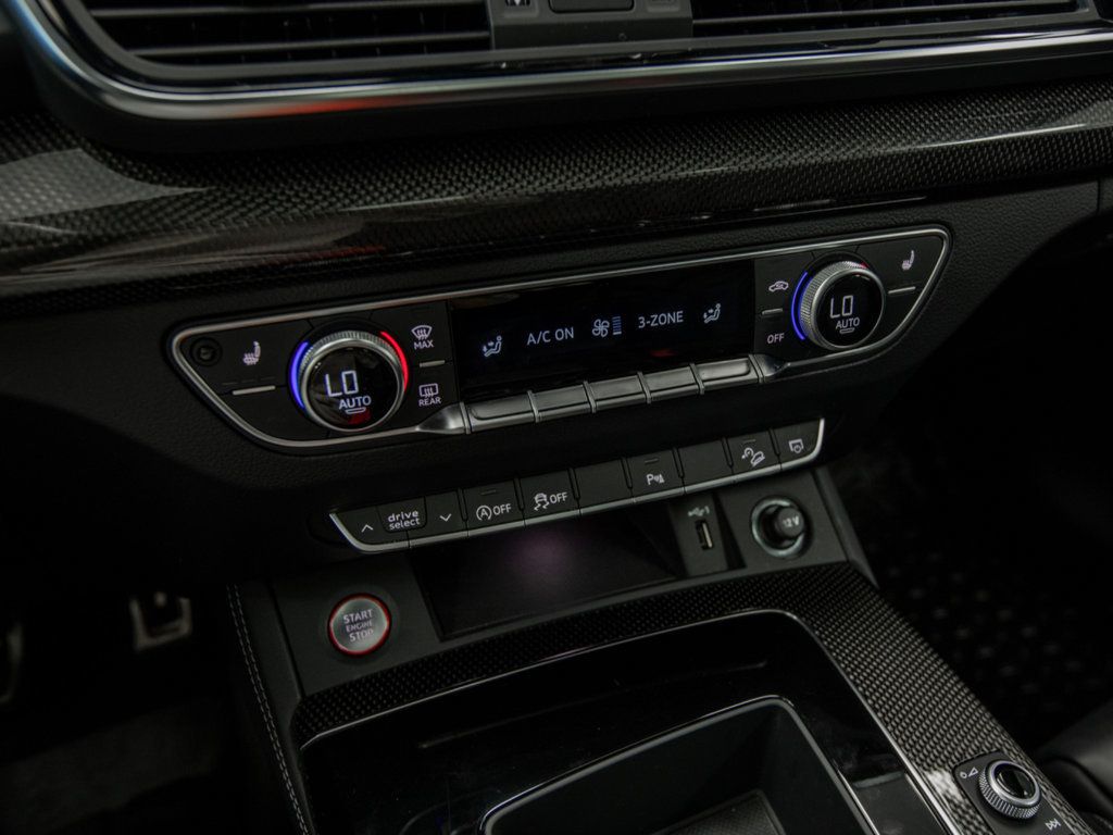 Audi SQ5 photo 21